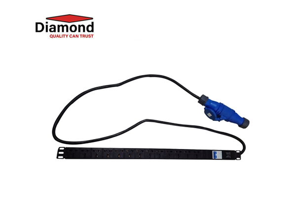Diamond PDU 250w 32A 13 Universal plugs rack mount | D80