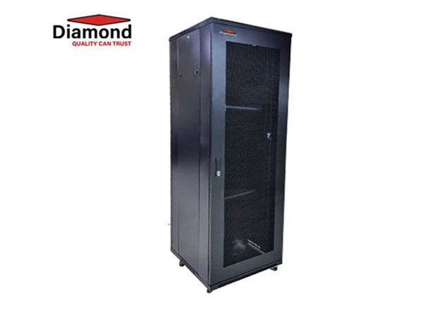 Diamond Rack 32U Net 600(W)x600(D)x1600(H) | R330